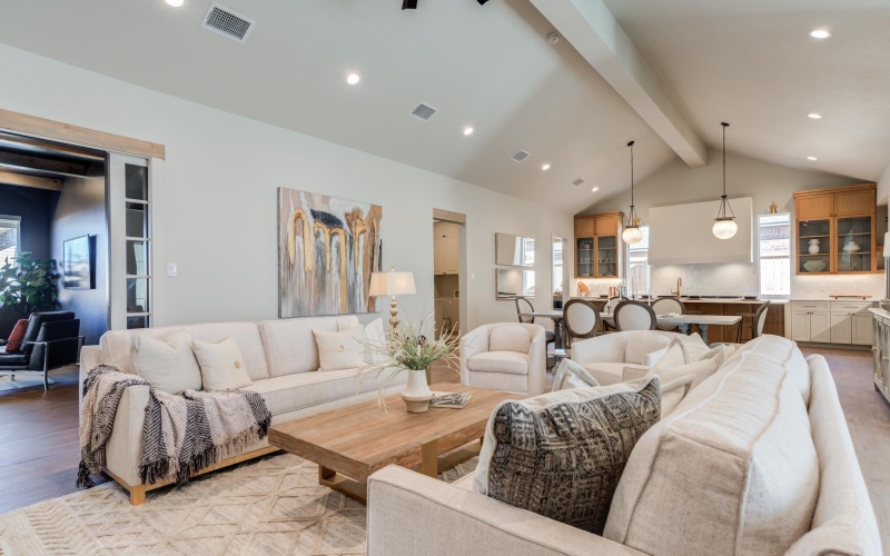 3808 123rd Street, Lubbock, TX 79423, 4 Bedrooms Bedrooms, ,3 BathroomsBathrooms,Residential,For Sale,3808 123rd Street,0,202603696