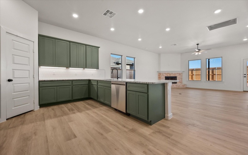 6923 53rd Street, Lubbock, TX 79407, 3 Bedrooms Bedrooms, ,2 BathroomsBathrooms,Residential,For Sale,6923 53rd Street,0,202603698