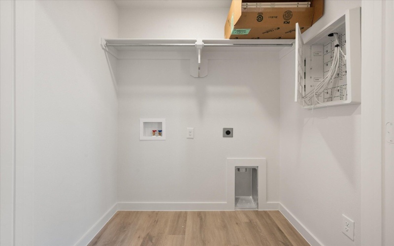 517 E 24th Street, Wolfforth, TX 79382, 3 Bedrooms Bedrooms, ,2 BathroomsBathrooms,Residential,For Sale,517 E 24th Street,0,202603699