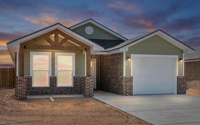 517 E 24th Street, Wolfforth, TX 79382, 3 Bedrooms Bedrooms, ,2 BathroomsBathrooms,Residential,For Sale,517 E 24th Street,0,202603699