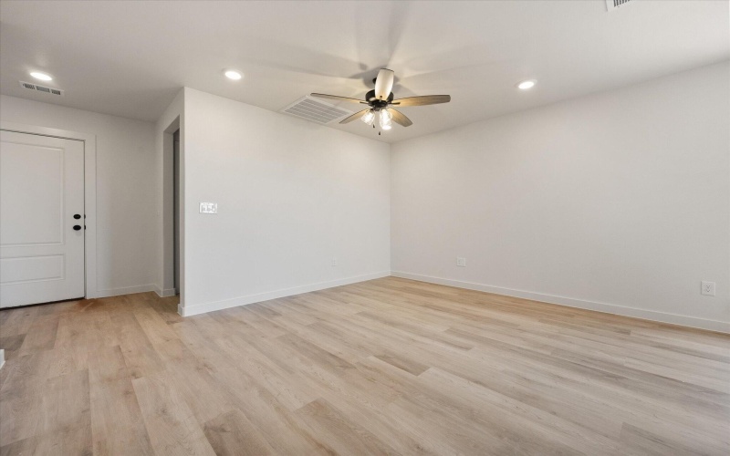 517 E 24th Street, Wolfforth, TX 79382, 3 Bedrooms Bedrooms, ,2 BathroomsBathrooms,Residential,For Sale,517 E 24th Street,0,202603699