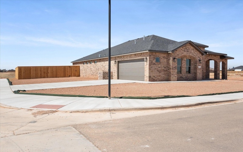 3213 Tractor Avenue, Wolfforth, TX 79382, 4 Bedrooms Bedrooms, ,3 BathroomsBathrooms,Residential,For Sale,3213 Tractor Avenue,0,202603701