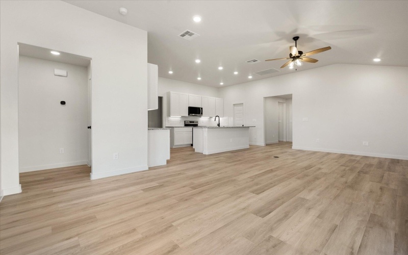 2404 Bryan Avenue, Wolfforth, TX 79382, 4 Bedrooms Bedrooms, ,2 BathroomsBathrooms,Residential,For Sale,2404 Bryan Avenue,0,202603702