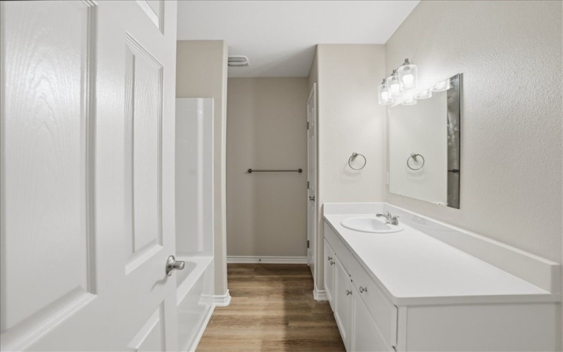 3027 Sabinas Street, Corpus Christi, TX 78405, 3 Habitaciones Habitaciones , ,2 BañosBaños,Residential,En Venta,3027 Sabinas Street,0,473537