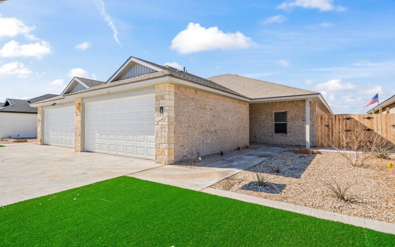 4104 Trenton Avenue, Lubbock, TX 79407, 3 Bedrooms Bedrooms, ,2 BathroomsBathrooms,Residential,For Sale,4104 Trenton Avenue,0,202601308