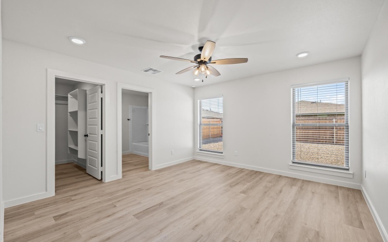 2013 Cottonwood Avenue, Wolfforth, TX 79382, 3 Bedrooms Bedrooms, ,2 BathroomsBathrooms,Residential,For Sale,2013 Cottonwood Avenue,0,202603318