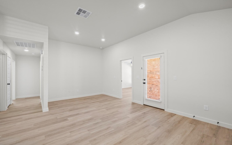 2013 Cottonwood Avenue, Wolfforth, TX 79382, 3 Bedrooms Bedrooms, ,2 BathroomsBathrooms,Residential,For Sale,2013 Cottonwood Avenue,0,202603318