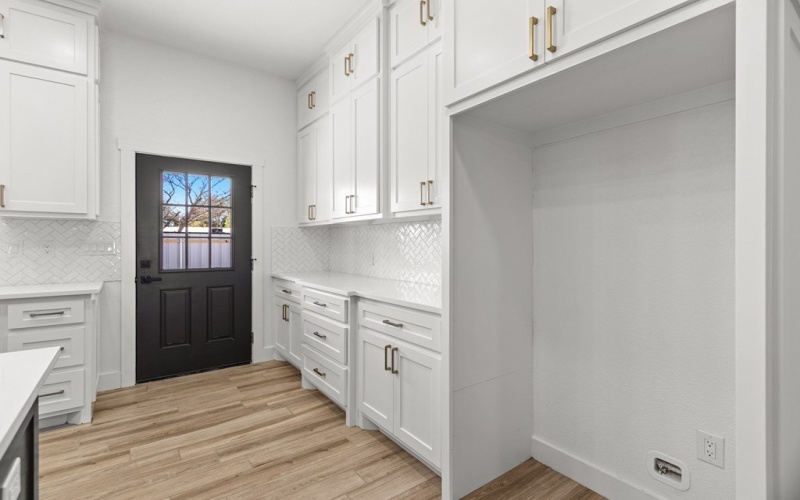 707 NW 6th St, Andrews, TX 79714, 4 Habitaciones Habitaciones , ,3 BañosBaños,Residential,En Venta,707 NW 6th St,0,173311