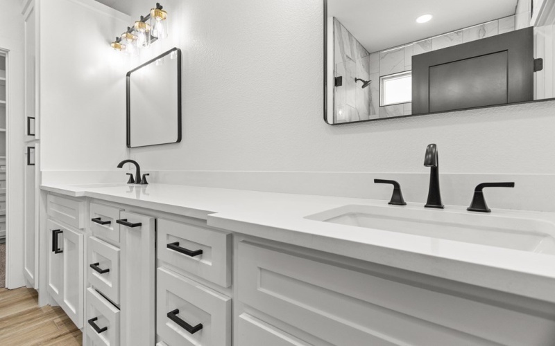 707 NW 6th St, Andrews, TX 79714, 4 Habitaciones Habitaciones , ,3 BañosBaños,Residential,En Venta,707 NW 6th St,0,173311