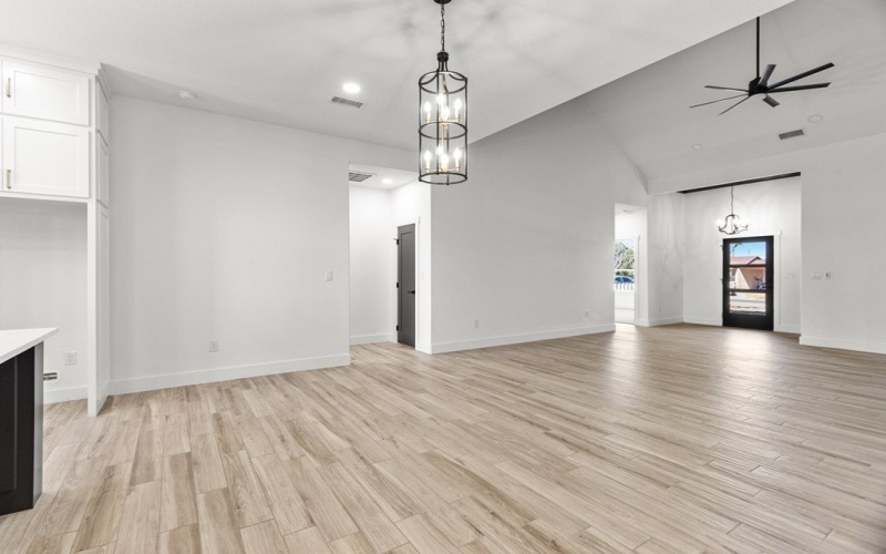 707 NW 6th St, Andrews, TX 79714, 4 Habitaciones Habitaciones , ,3 BañosBaños,Residential,En Venta,707 NW 6th St,0,173311