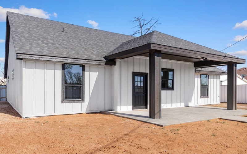 707 NW 6th St, Andrews, TX 79714, 4 Habitaciones Habitaciones , ,3 BañosBaños,Residential,En Venta,707 NW 6th St,0,173311