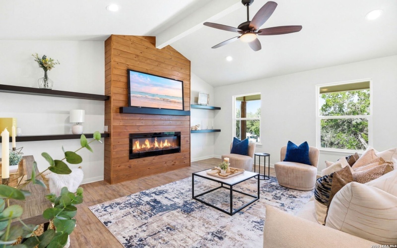 684 Appaloosa, Fischer, TX 78623, 3 Habitaciones Habitaciones , ,2 BañosBaños,Residential,En Venta,684 Appaloosa,0,1950326