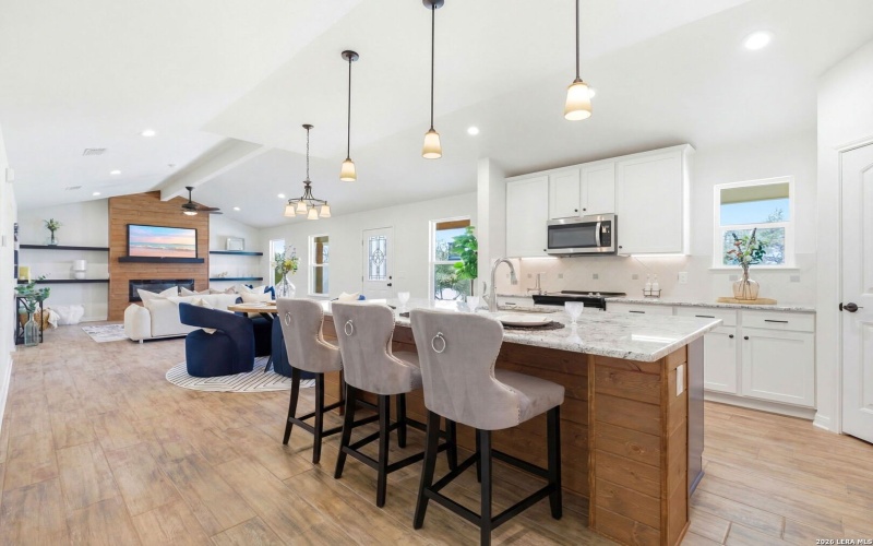 684 Appaloosa, Fischer, TX 78623, 3 Habitaciones Habitaciones , ,2 BañosBaños,Residential,En Venta,684 Appaloosa,0,1950326