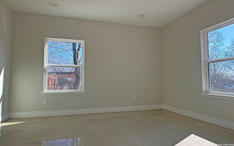 1722 N Center St, San Antonio, TX 78202, 3 Habitaciones Habitaciones , ,2 BañosBaños,Residential,En Venta,1722 N Center St,0,1950986