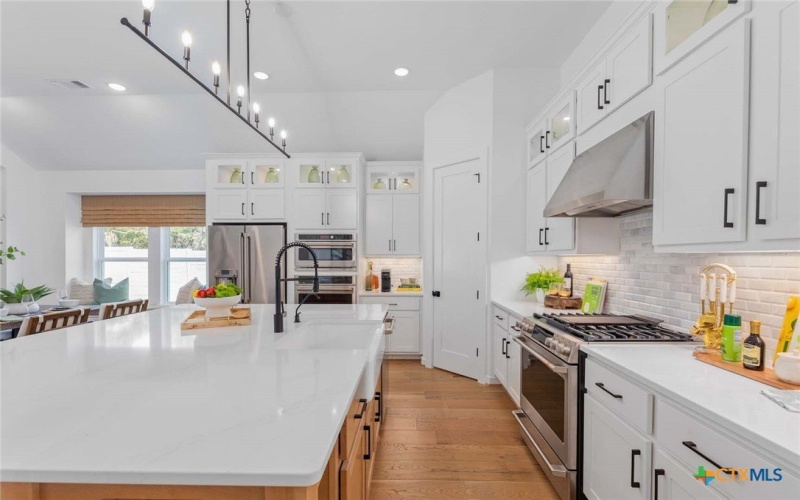 101 Blackberry Cove, Georgetown, TX 78628, 3 Bedrooms Bedrooms, ,2 BathroomsBathrooms,Residential,For Sale,101 Blackberry Cove,0,608058