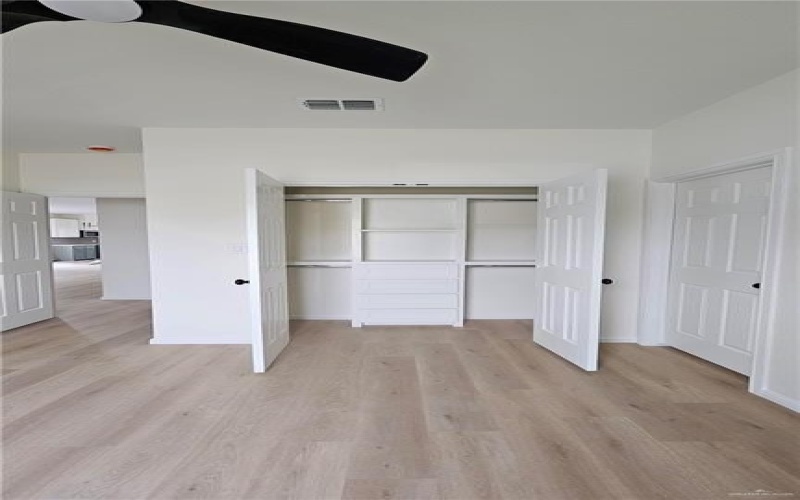 706 E Stubbs Street, Edinburg, TX 78539, 3 Bedrooms Bedrooms, ,2 BathroomsBathrooms,Residential,For Sale,706 E Stubbs Street,0,498793