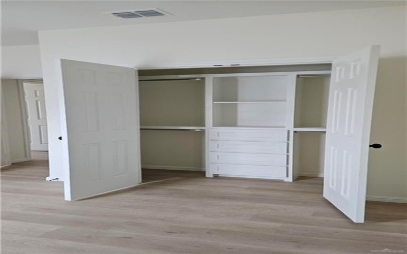 706 E Stubbs Street, Edinburg, TX 78539, 3 Bedrooms Bedrooms, ,2 BathroomsBathrooms,Residential,For Sale,706 E Stubbs Street,0,498793