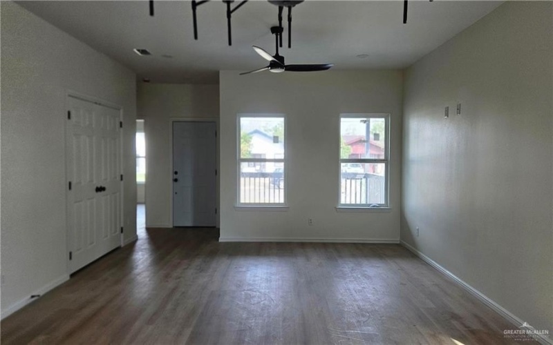 706 E Stubbs Street, Edinburg, TX 78539, 3 Bedrooms Bedrooms, ,2 BathroomsBathrooms,Residential,For Sale,706 E Stubbs Street,0,498793