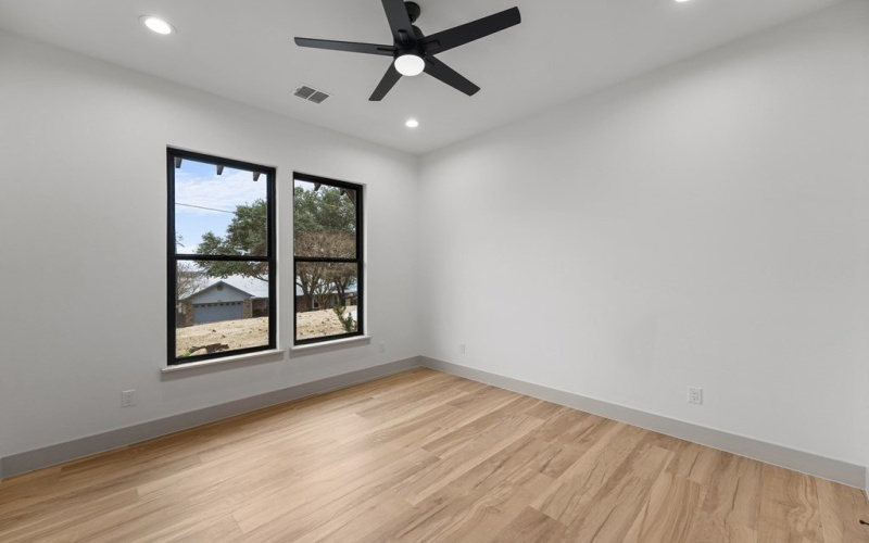 14120 Park Way, Malakoff, TX 75148, 5 Bedrooms Bedrooms, ,3 BathroomsBathrooms,Residential,For Sale,14120 Park Way,0,112520