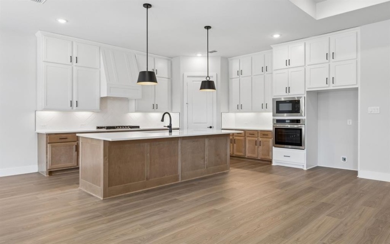 4701 Bishop Street, McKinney, TX 75071, 4 Bedrooms Bedrooms, ,3 BathroomsBathrooms,Residential,For Sale,4701 Bishop Street,0,21206905