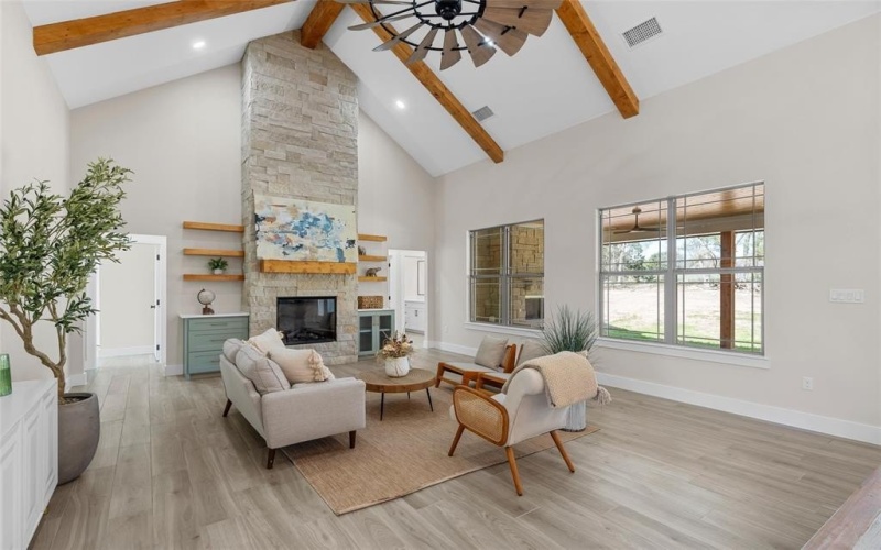 317 N Big Red Way, China Spring, TX 76633, 4 Bedrooms Bedrooms, ,3 BathroomsBathrooms,Residential,For Sale,317 N Big Red Way,0,21212757