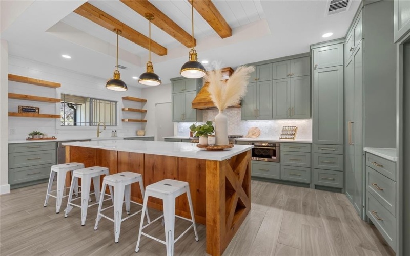 317 N Big Red Way, China Spring, TX 76633, 4 Bedrooms Bedrooms, ,3 BathroomsBathrooms,Residential,For Sale,317 N Big Red Way,0,21212757