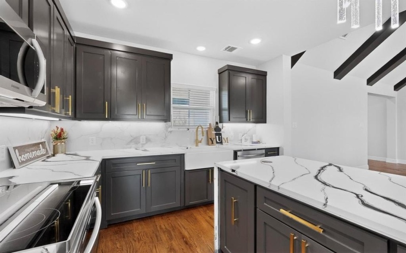 1518 County Road 4761, Sulphur Springs, TX 75482, 4 Bedrooms Bedrooms, ,3 BathroomsBathrooms,Residential,For Sale,1518 County Road 4761,0,21213136