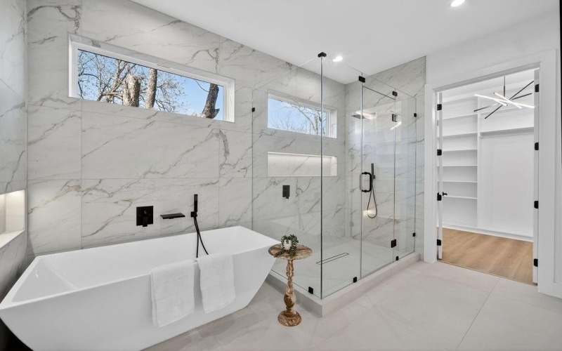 3215 Wake Street, Dallas, TX 75212, 4 Habitaciones Habitaciones , ,5 BañosBaños,Residential,En Venta,3215 Wake Street,0,21213229