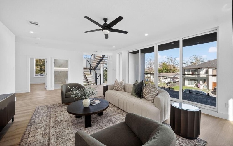 3215 Wake Street, Dallas, TX 75212, 4 Habitaciones Habitaciones , ,5 BañosBaños,Residential,En Venta,3215 Wake Street,0,21213229