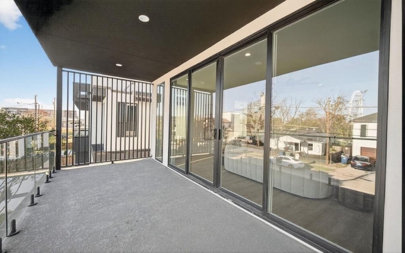 3215 Wake Street, Dallas, TX 75212, 4 Habitaciones Habitaciones , ,5 BañosBaños,Residential,En Venta,3215 Wake Street,0,21213229