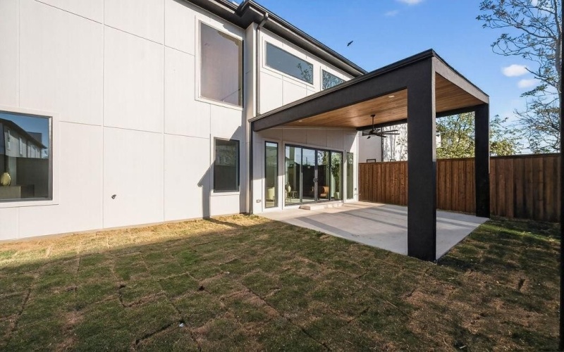 3215 Wake Street, Dallas, TX 75212, 4 Habitaciones Habitaciones , ,5 BañosBaños,Residential,En Venta,3215 Wake Street,0,21213229