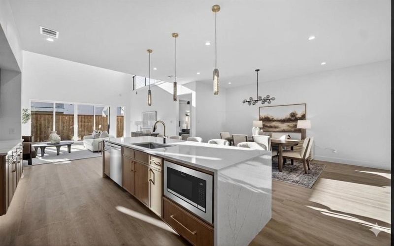 3215 Wake Street, Dallas, TX 75212, 4 Habitaciones Habitaciones , ,5 BañosBaños,Residential,En Venta,3215 Wake Street,0,21213229