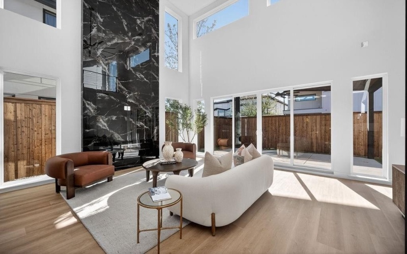 3215 Wake Street, Dallas, TX 75212, 4 Habitaciones Habitaciones , ,5 BañosBaños,Residential,En Venta,3215 Wake Street,0,21213229