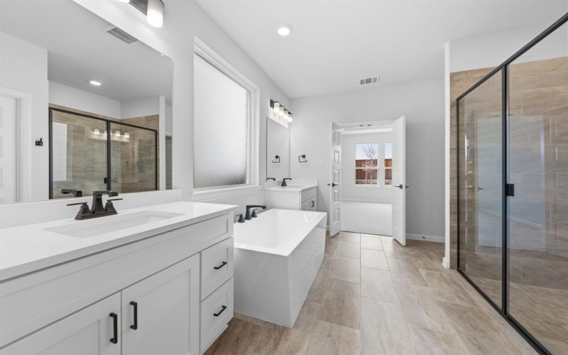 5824 Blackwell Avenue, Pilot Point, TX 75009, 5 Habitaciones Habitaciones , ,6 BañosBaños,Residential,En Venta,5824 Blackwell Avenue,0,21215026