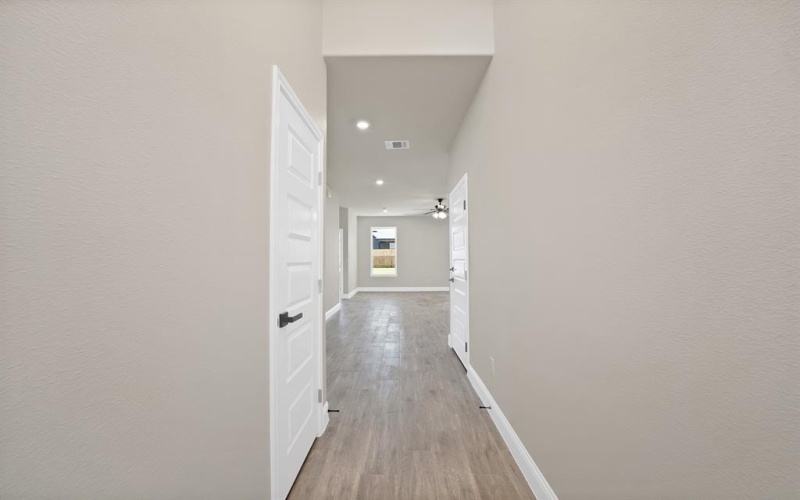 2513 Austin Court, Granbury, TX 76048, 4 Bedrooms Bedrooms, ,2 BathroomsBathrooms,Residential,For Sale,2513 Austin Court,0,21215093