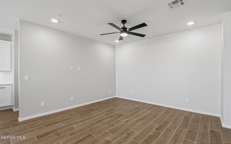 12701 Fredericksberg Avenue, El Paso, TX 79928, 3 Bedrooms Bedrooms, ,2 BathroomsBathrooms,Residential,For Sale,12701 Fredericksberg Avenue,0,940720