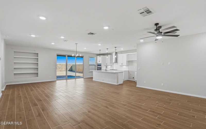 12701 Fredericksberg Avenue, El Paso, TX 79928, 3 Bedrooms Bedrooms, ,2 BathroomsBathrooms,Residential,For Sale,12701 Fredericksberg Avenue,0,940720