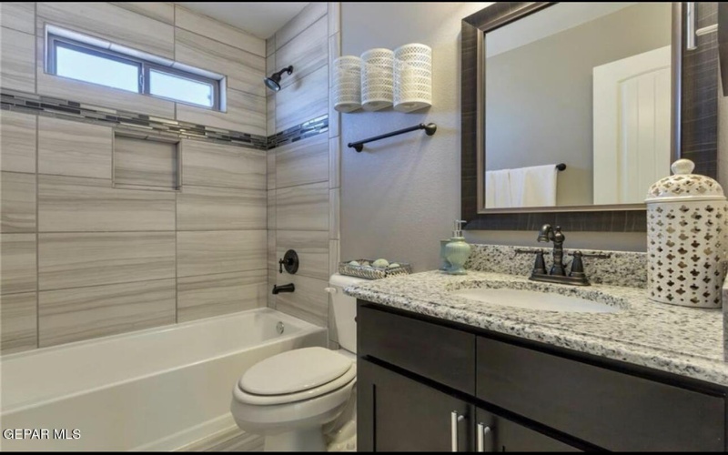 13436 CINDERFORD Avenue, Horizon City, TX 79928, 3 Bedrooms Bedrooms, ,2 BathroomsBathrooms,Residential,For Sale,13436 CINDERFORD Avenue,0,940748