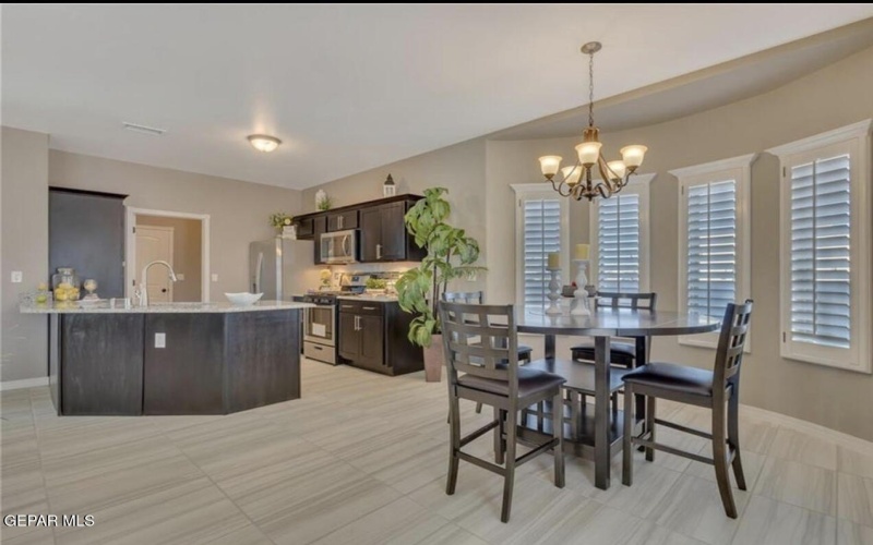 13436 CINDERFORD Avenue, Horizon City, TX 79928, 3 Bedrooms Bedrooms, ,2 BathroomsBathrooms,Residential,For Sale,13436 CINDERFORD Avenue,0,940748