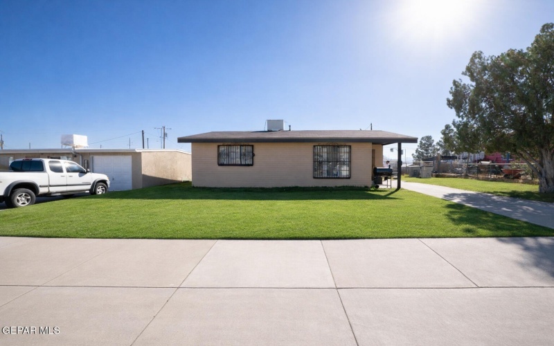 6008 Jemez Drive, El Paso, TX 79905, 2 Bedrooms Bedrooms, ,1 BathroomBathrooms,Residential,For Sale,6008 Jemez Drive,0,940755