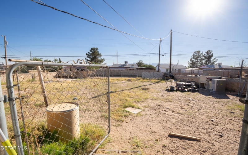 6008 Jemez Drive, El Paso, TX 79905, 2 Bedrooms Bedrooms, ,1 BathroomBathrooms,Residential,For Sale,6008 Jemez Drive,0,940755