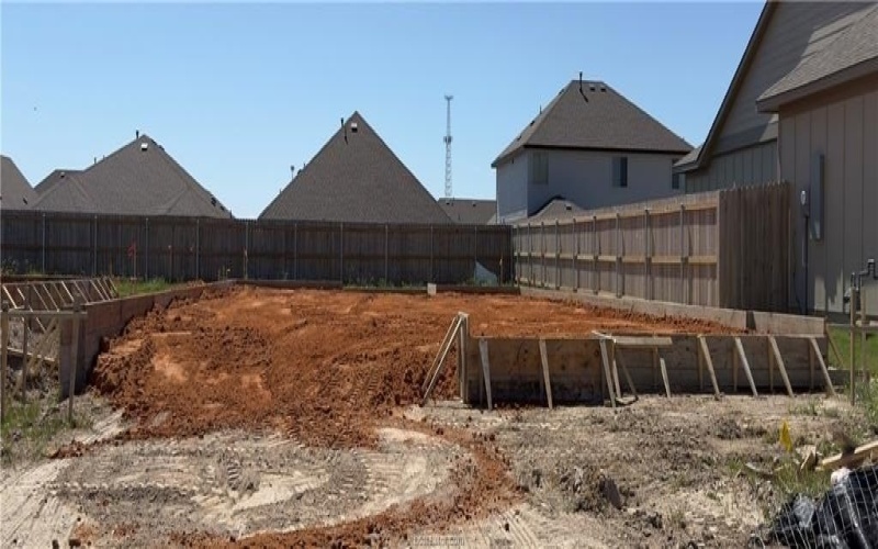 1204 Patriot Drive, College Station, TX 77845, 5 Bedrooms Bedrooms, ,3 BathroomsBathrooms,Residential,For Sale,1204 Patriot Drive,0,26003363