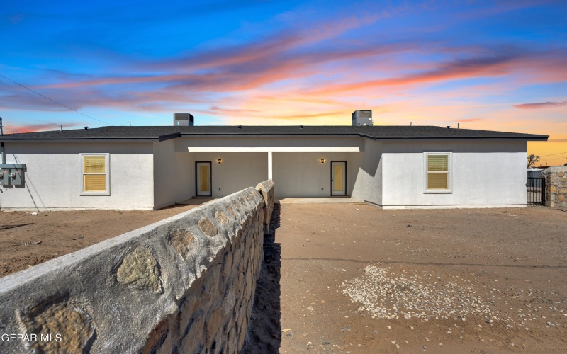 624 Hesse Drive, Socorro, TX 79927, ,Residential Multi Family,En Venta,624 Hesse Drive,0,940764