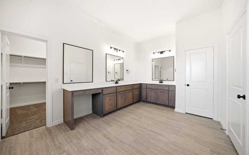 441 Paradise Ridge Drive, Waxahachie, TX 75167, 5 Habitaciones Habitaciones , ,3 BañosBaños,Residential,En Venta,441 Paradise Ridge Drive,0,21197708