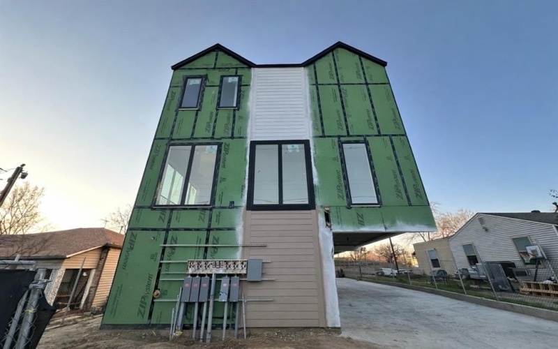 2247 Mail Avenue, Dallas, TX 75235, 11 Bedrooms Bedrooms, ,10 BathroomsBathrooms,Residential Multi Family,For Sale,2247 Mail Avenue,0,21209246