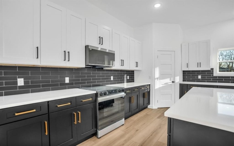 305 Eggar Street, Waxahachie, TX 75165, 3 Bedrooms Bedrooms, ,2 BathroomsBathrooms,Residential,For Sale,305 Eggar Street,0,21212655