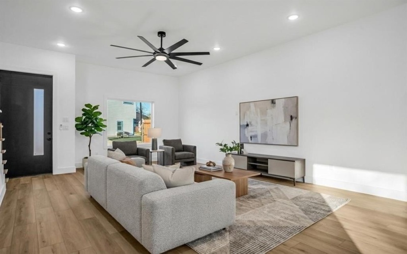 305 Eggar Street, Waxahachie, TX 75165, 3 Bedrooms Bedrooms, ,2 BathroomsBathrooms,Residential,For Sale,305 Eggar Street,0,21212655