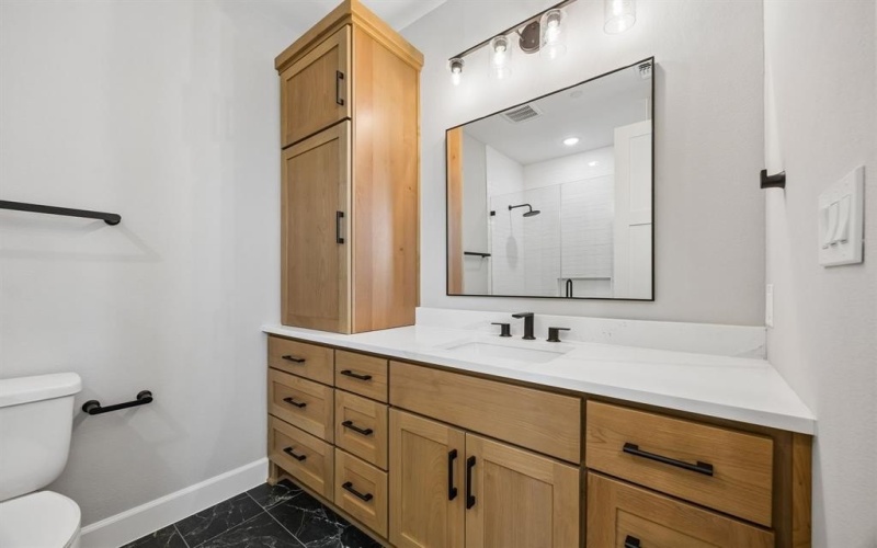 122 S Church Street, McKinney, TX 75069, 4 Bedrooms Bedrooms, ,5 BathroomsBathrooms,Residential,For Sale,122 S Church Street,0,21214947