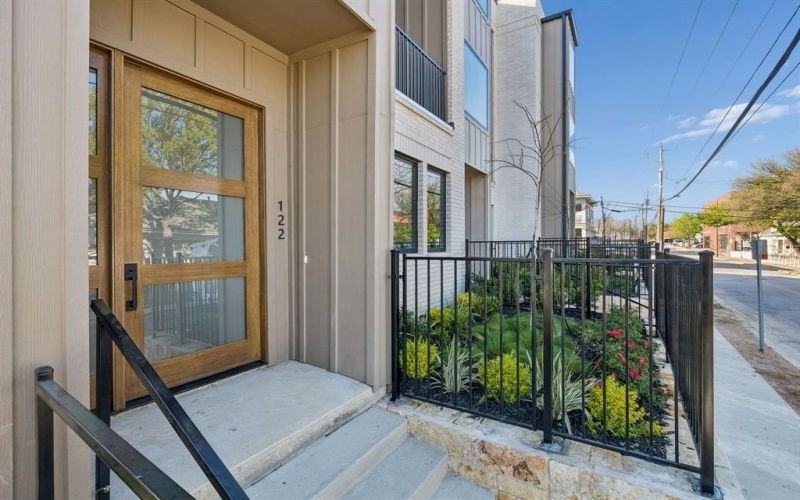 122 S Church Street, McKinney, TX 75069, 4 Bedrooms Bedrooms, ,5 BathroomsBathrooms,Residential,For Sale,122 S Church Street,0,21214947