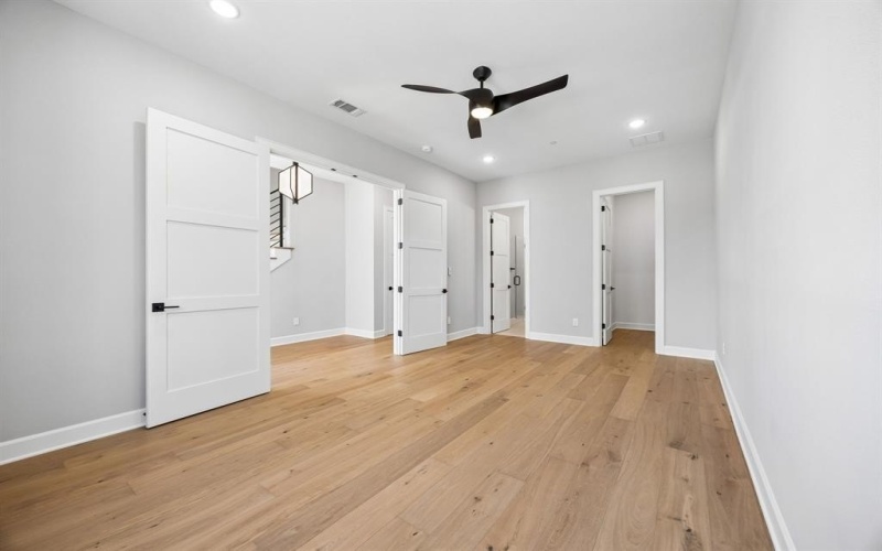 122 S Church Street, McKinney, TX 75069, 4 Bedrooms Bedrooms, ,5 BathroomsBathrooms,Residential,For Sale,122 S Church Street,0,21214947